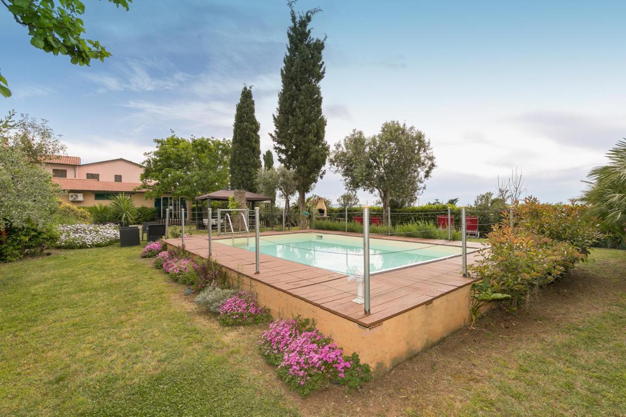 Podere Isabella San Vincenzo Eksteriør bilde